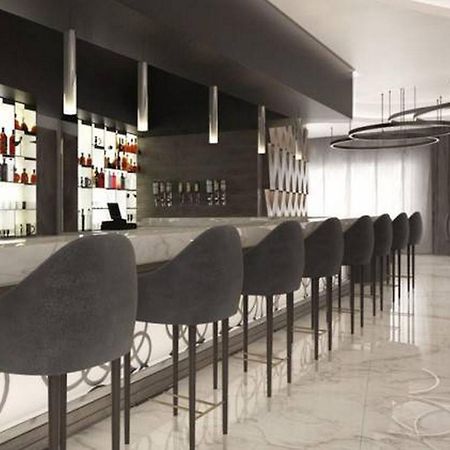 Room In Lodge - The Envoy Hotel And Suites アブジャ エクステリア 写真